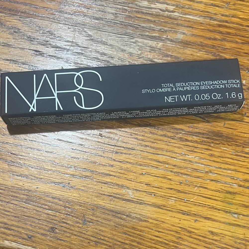 NARS Eyeshadow Stick in Elegant Black
